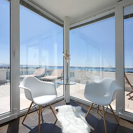 Sunset Penthouse With Jacuzzi And Seaview