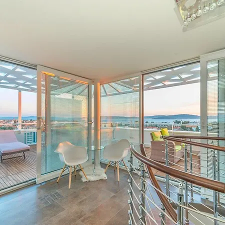 Lägenhet Sunset Penthouse With Jacuzzi And Seaview Zadar