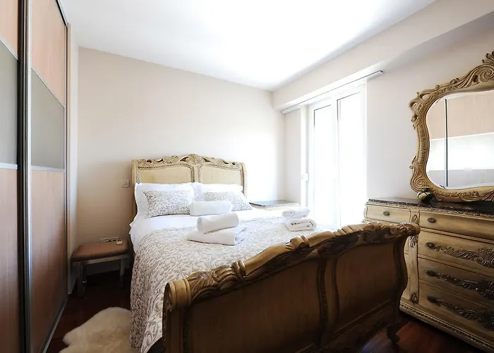 Sunset Penthouse With Jacuzzi And Seaview Zadar